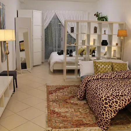 Spacious Studio Apartment In Dubai Marina Close To Metro And Beach المظهر الخارجي الصورة