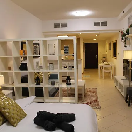 Spacious Studio Apartment In Dubai Marina Close To Metro And Beach المظهر الخارجي الصورة