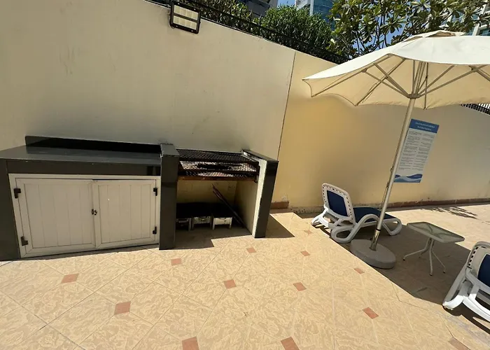 Spacious Studio Apartment In Dubai Marina Close To Metro And Beach