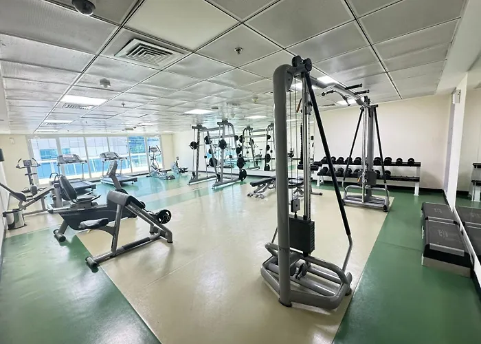 Spacious Studio Apartment In Dubai Marina Close To Metro And Beach