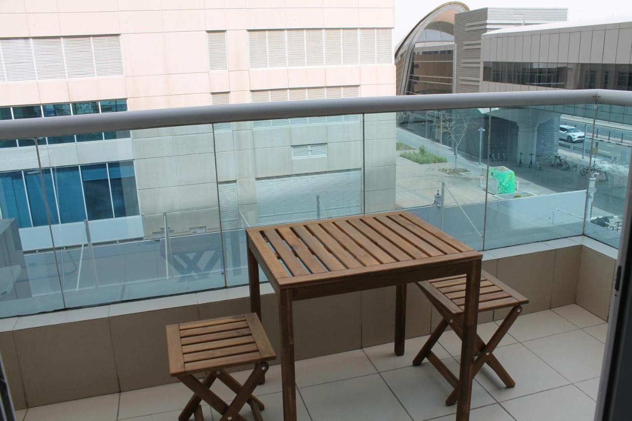 Spacious In Marina Close To Metro And شقة دبي