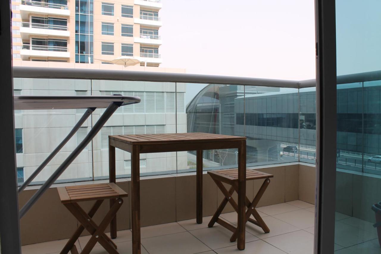 Spacious In Marina Close To Metro And شقة دبي