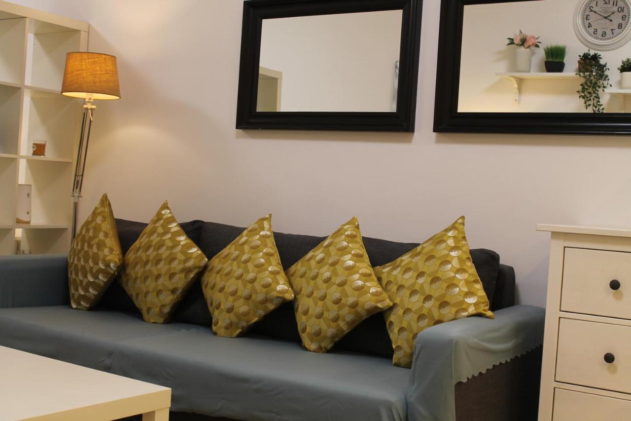 شقة Spacious In Marina Close To Metro And