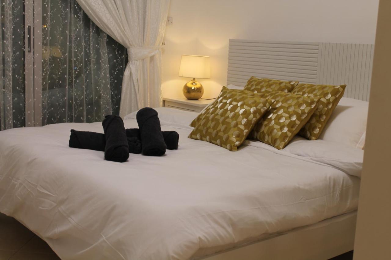 Spacious In Marina Close To Metro And دبي