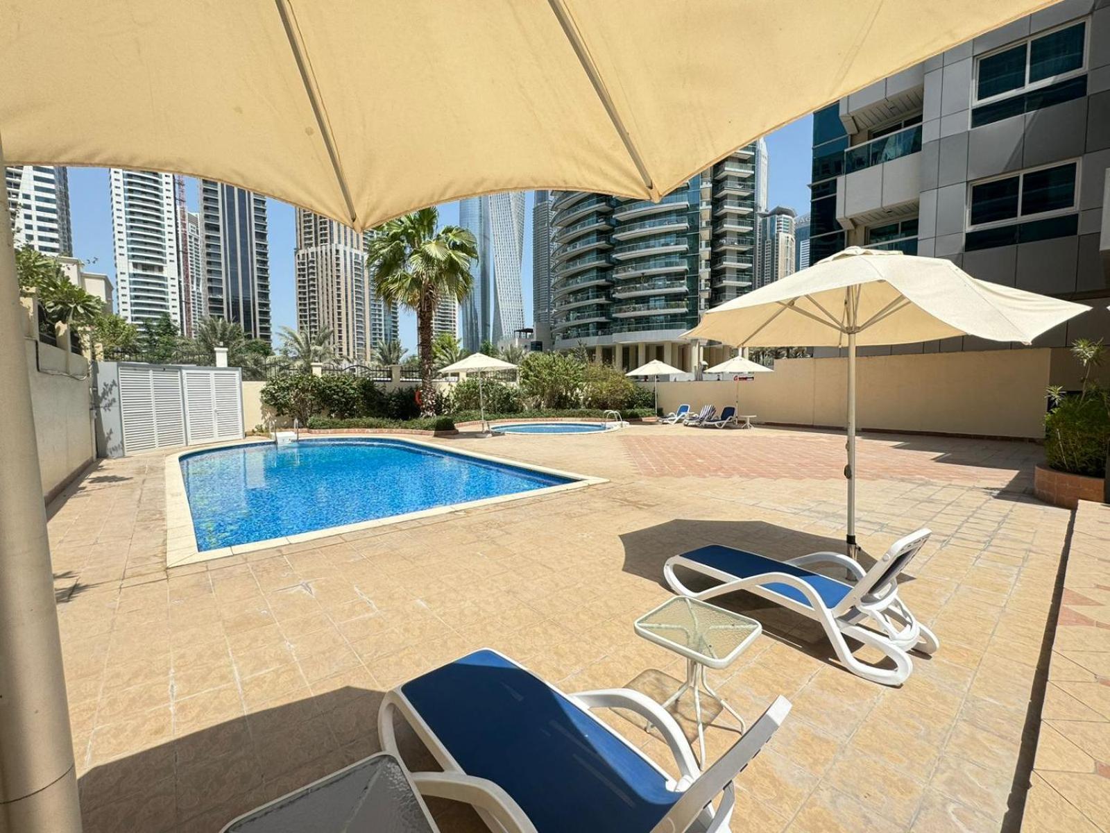 شقة Spacious In Marina Close To Metro And